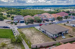 177 Valley View St, Glen Rose, TX 76043 - Photo 4