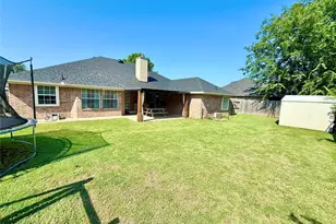 2 Broadmoor Ct, Bonham, TX 75418 - Photo 14