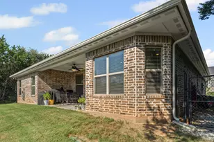 2711 San Gabriel Dr, Granbury, TX 76048 - Photo 32