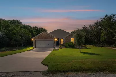 2711 San Gabriel Drive, Granbury, TX 76048 - Photo 2