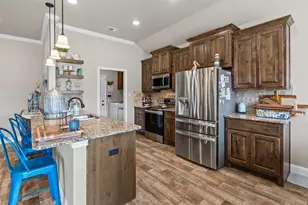 2711 San Gabriel Dr, Granbury, TX 76048 - Photo 16