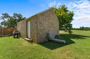 160 Blue Ribbon Ln, Stephenville, TX 76401 - Photo 32