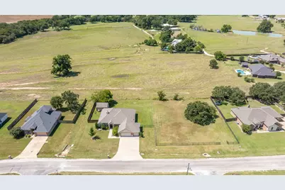 160 Blue Ribbon Lane, Stephenville, TX 76401 - Photo 38