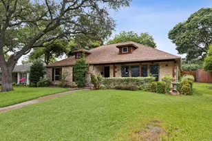 9819 Edgecove Dr, Dallas, TX 75238 - Photo 2