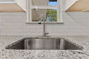 709 N Rita St, Lacy Lakeview, TX 76705 - Photo 26