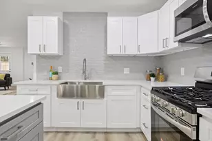 12436 Oberlin Dr, Dallas, TX 75243 - Photo 10