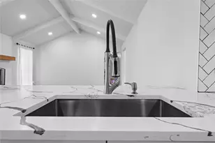 1109 Knotty Oaks Dr, Woodway, TX 76712 - Photo 14