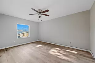 236 Ezekial Ave, Dallas, TX 75217 - Photo 12