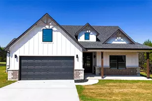 4910 Terlingua Dr, Granbury, TX 76048 - Photo 1