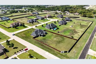 7441 Chambers Bay Circle, Waxahachie, TX 75167 - Photo 24