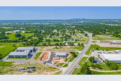 901 Tucker Way, Granbury, TX 76048 - Photo 38