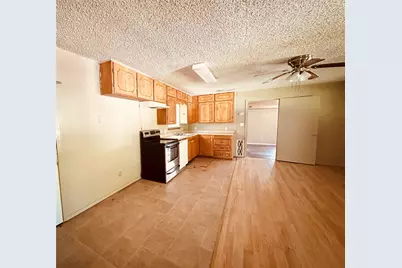316 Kaufman, Mount Vernon, TX 75457 - Photo 4