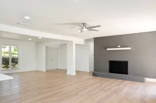 2010 Valley View Dr, Burleson, TX 76028 - Photo 8