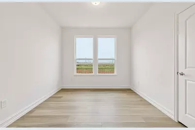 221 Cloverdale Lane, McKinney, TX 75071 - Photo 4