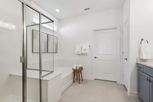 221 Cloverdale Ln, McKinney, TX 75071 - Photo 10