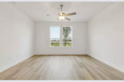 221 Cloverdale Lane, McKinney, TX 75071 - Photo 14