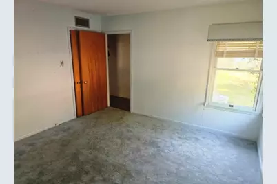 301 Chenoweth Drive, Corpus Christi, TX 78404 - Photo 12