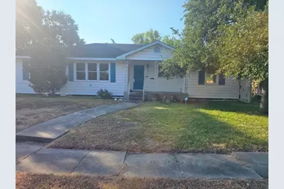 301 Chenoweth Drive, Corpus Christi, TX 78404 - Photo 1