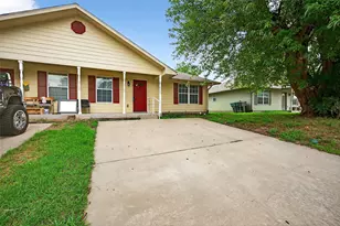 907 W Birge St, Sherman, TX 75092 - Photo 4