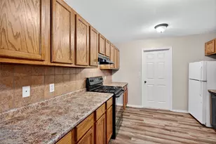 907 W Birge St, Sherman, TX 75092 - Photo 8