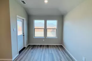 4264 Trickling Crk Ln, Crowley, TX 76036 - Photo 4