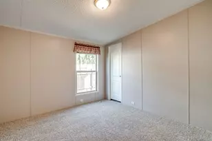 900 Tree Dr, Granbury, TX 76048 - Photo 34