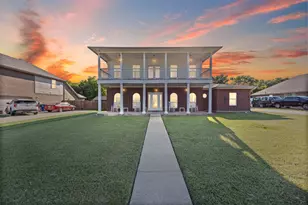 905 Royse Ridge Rd, Ennis, TX 75119 - Photo 2