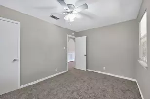 220 Short St, Burleson, TX 76028 - Photo 30