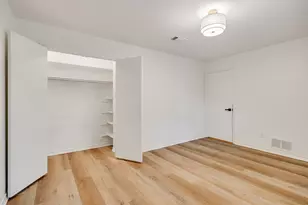 2901 Warren Cir, Irving, TX 75062 - Photo 28