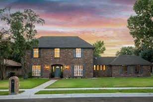 2901 Warren Cir, Irving, TX 75062 - Photo 1