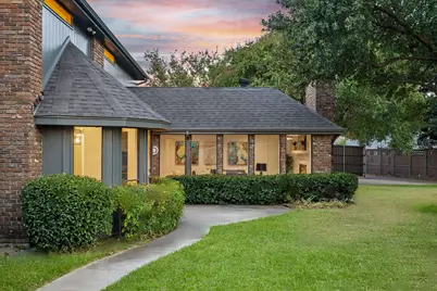 2901 Warren Circle, Irving, TX 75062 - Photo 32