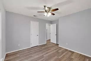5717 Macrae St, Haltom City, TX 76148 - Photo 24