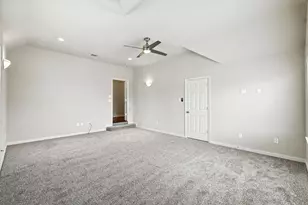 9126 Jasmine Ln, Irving, TX 75063 - Photo 34