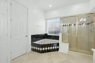 9126 Jasmine Ln, Irving, TX 75063 - Photo 26