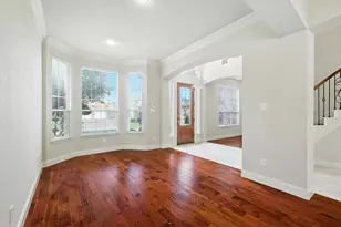 9126 Jasmine Ln, Irving, TX 75063 - Photo 6