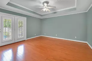 209 Pecan Village Cir, Waco, TX 76710 - Photo 18