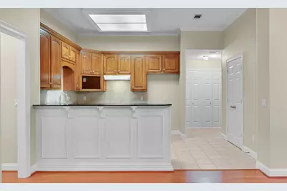 209 Pecan Village Circle, Waco, TX 76710 - Photo 8