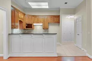 209 Pecan Village Cir, Waco, TX 76710 - Photo 8