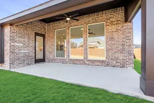 413 Chestnut Ln, Glenn Heights, TX 75154 - Photo 32