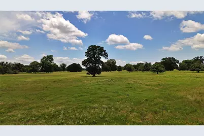 695 County Road 1210, Lake Creek, TX 75450 - Photo 28