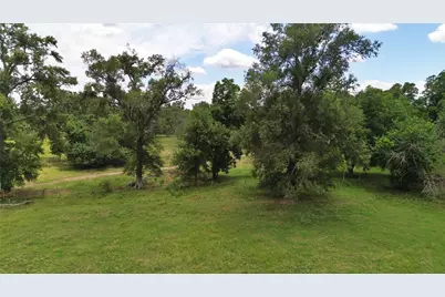 695 County Road 1210, Lake Creek, TX 75450 - Photo 22