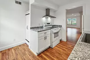 7718 Royal Ln, Dallas, TX 75230 - Photo 6