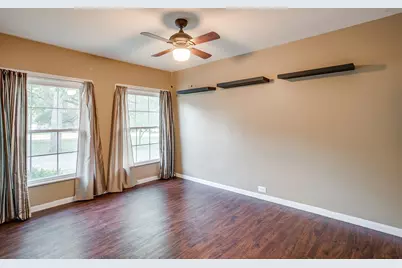 215 Sunset Drive, Cleburne, TX 76033 - Photo 14