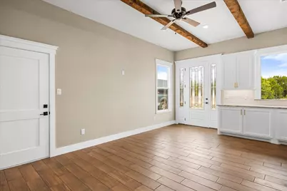 1411 Ridgeview Circle, Granbury, TX 76048 - Photo 6