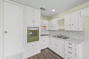 321 Duke St, Garland, TX 75043 - Photo 24