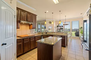 141 Chazlynn Ct, Waxahachie, TX 75165 - Photo 12