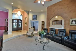 2921 N Mockingbird Ln, Midlothian, TX 76065 - Photo 2