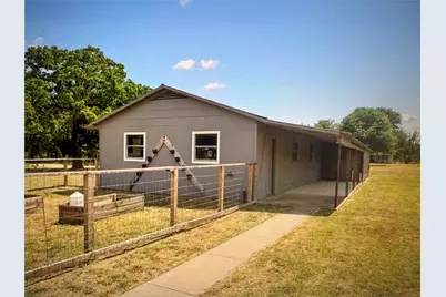 521 Wood, Axtell, TX 76624 - Photo 24