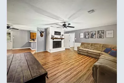 521 Wood, Axtell, TX 76624 - Photo 2