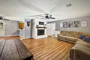 521 Wood, Axtell, TX 76624 - Photo 2